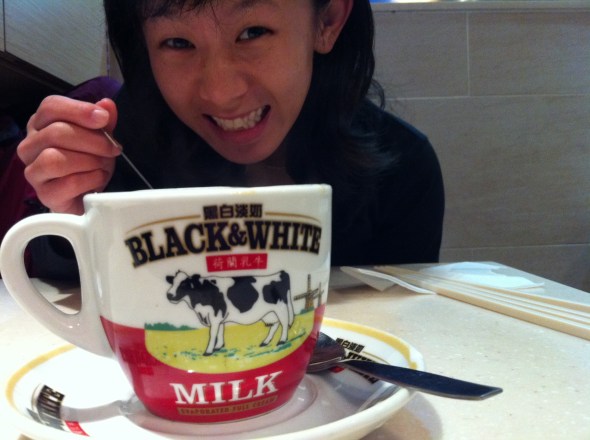 Great coffee and Milk tea is a must in the morning ! 