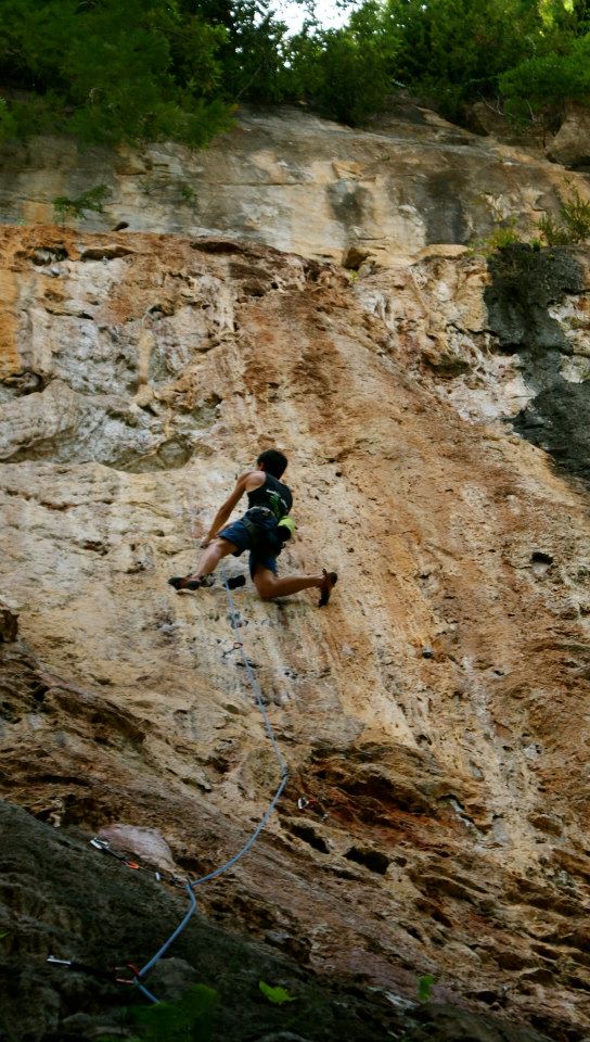 Warm up climbs on beautiful long routes! (Photo by Jill Marion) Warm up climbs on beautiful long routes! (Photo by Jill Marion)