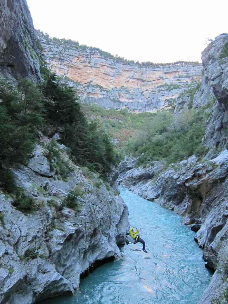 Cross Le Verdon with a Tyrolean traverse enroute to Hulk