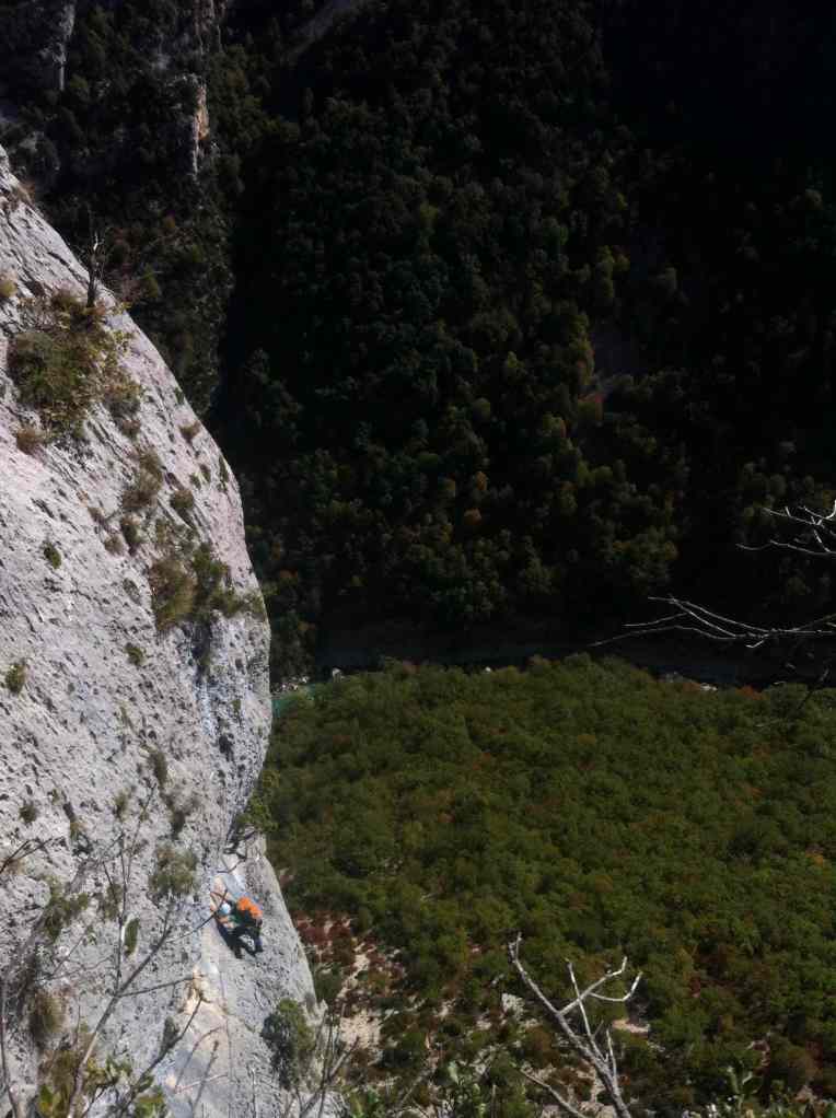 One of the long run out traverse where i started placing gears