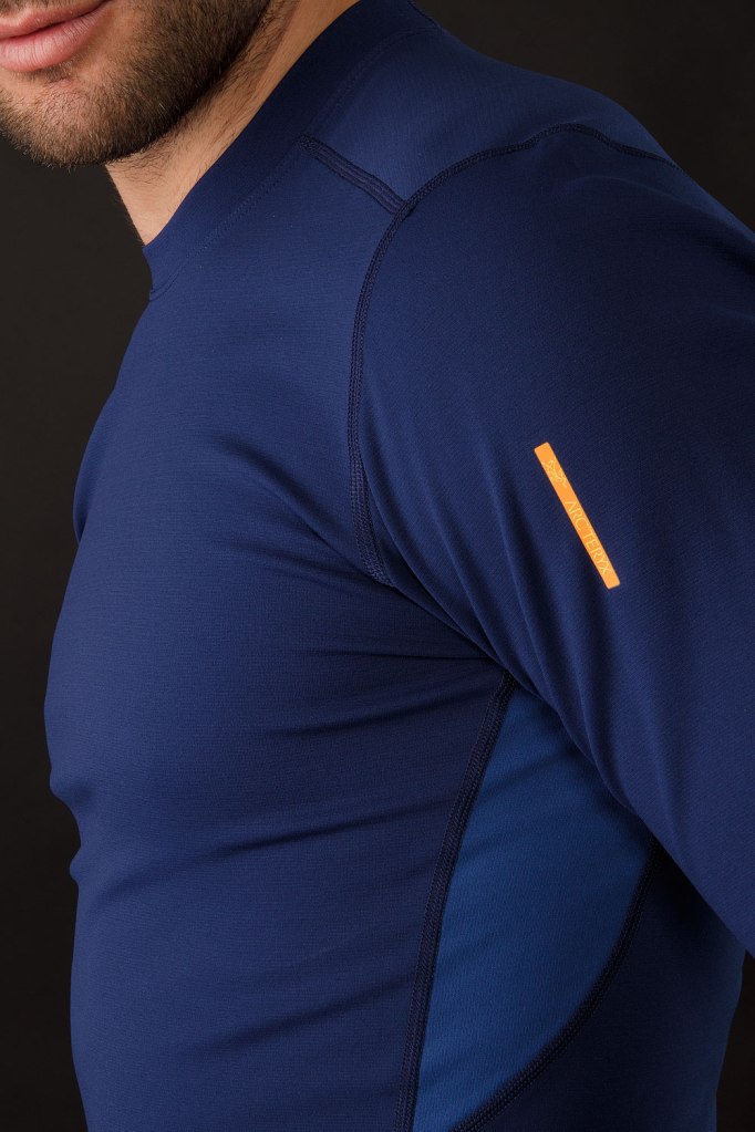 The gusseted underarm area allow them to breathe!