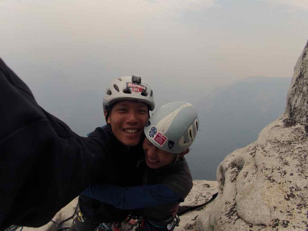 Many more big walls in this couple!