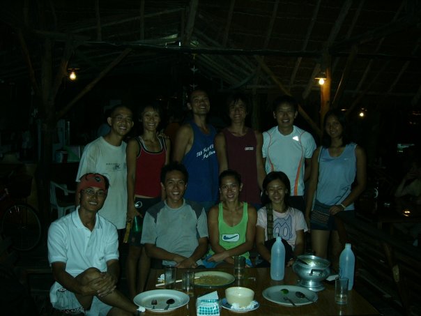 The oldies photo with Derek on my right and Rachel on my left. Its ok if you can't recognise the rest of them. They either lost their hair, grown older or disappeared.